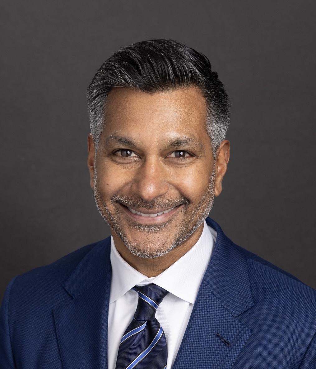 Best Cataract Surgeon Asim  Piracha