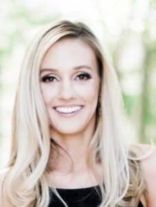 Best Cataract Surgeon Samantha Schneider-Johnson