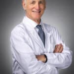 Best Cataract Surgeon James  Lewis