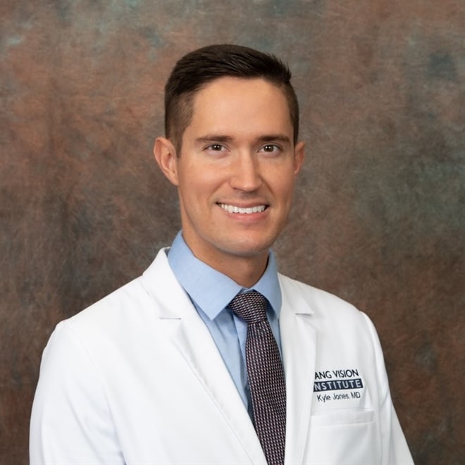 Best Cataract Surgeon Kyle Jones