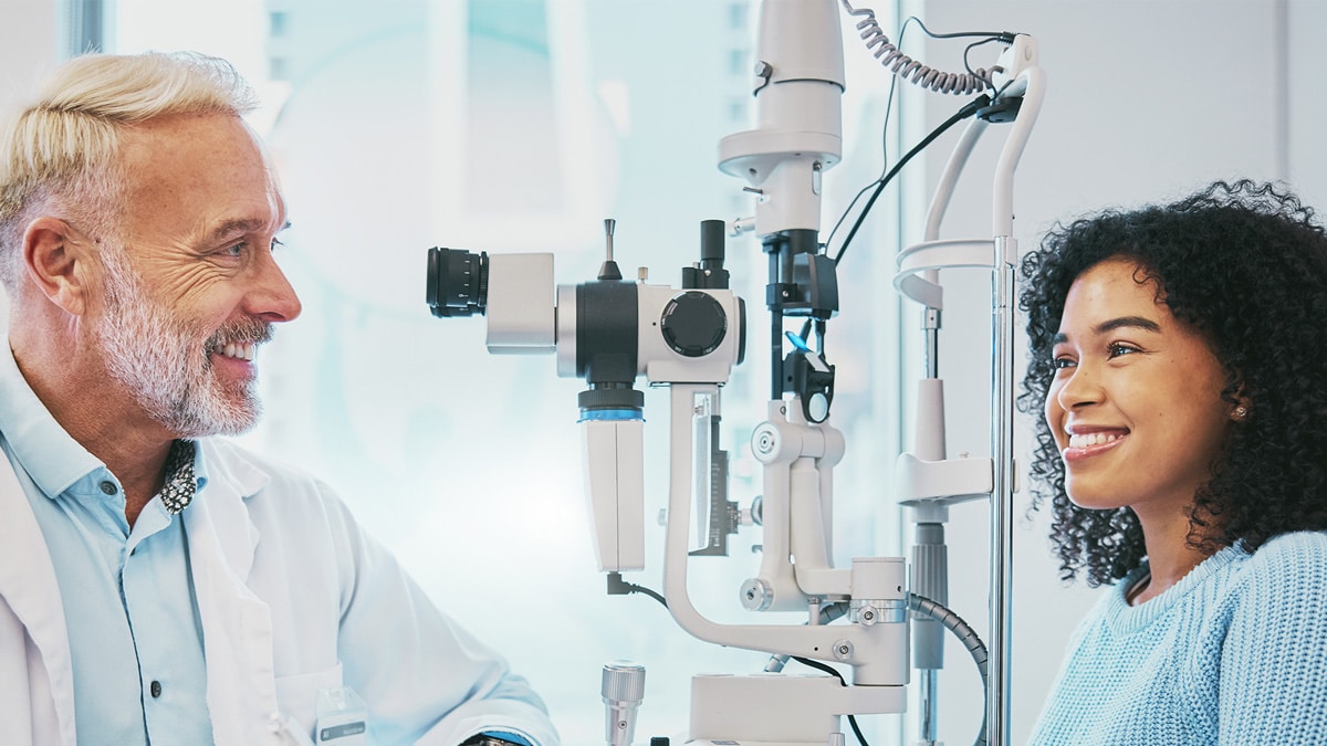 Cataract Surgery and Lens Replacement Surgery – Your Guide to Clearer Vision